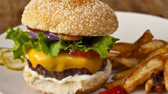 Cheeseburgers caseras fáciles