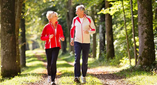 Caminar incluso un poco reduce el riesgo de muerte