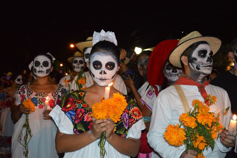 ¿Dónde se venera aún a los muertos?