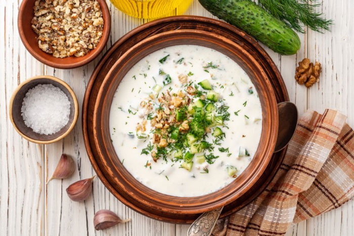 Tarator, sopa búlgara fría de yogur