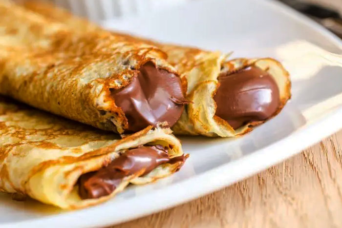 Panqueques argentinos con dulce de leche.
