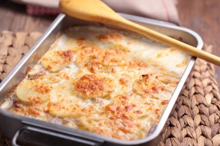 Patatas con queso al horno