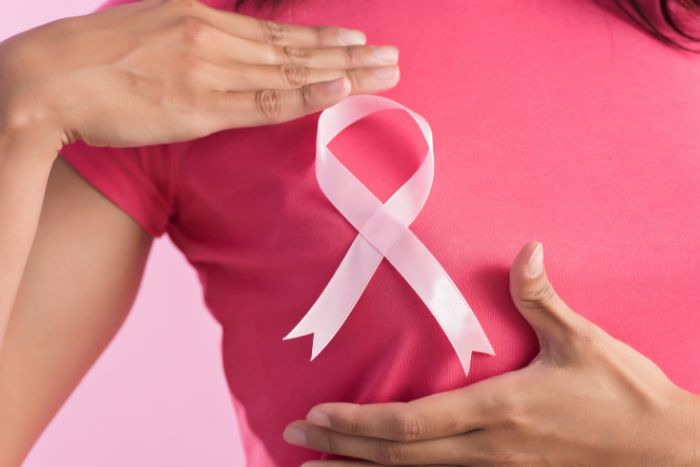Revelan una novedosa terapia con protones para acortar el tratamiento contra el cáncer de mama