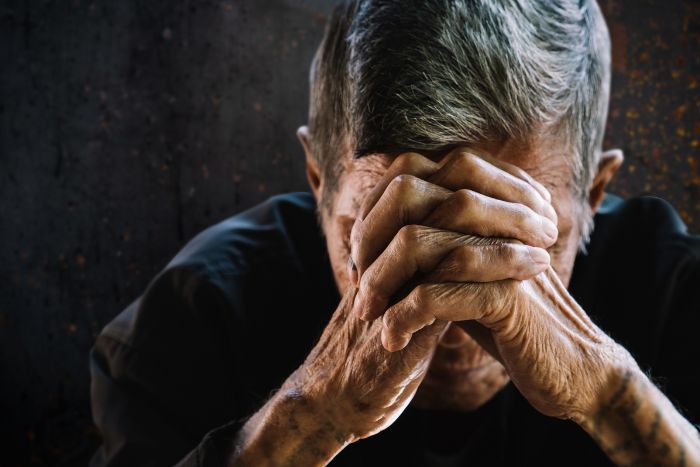 Prevención y respuesta al maltrato a los ancianos