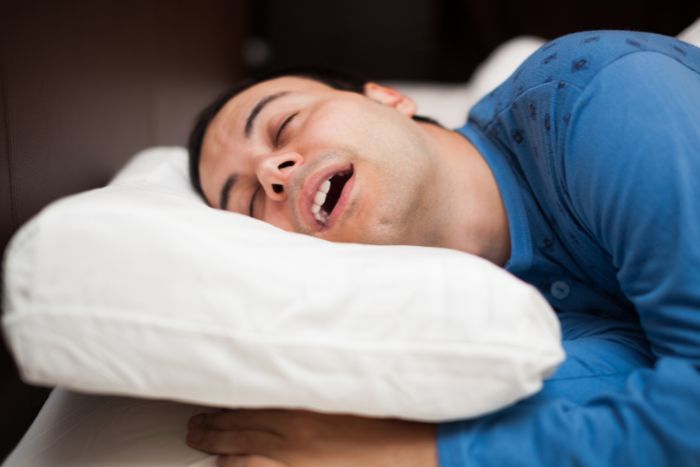 Dormir a pierna suelta